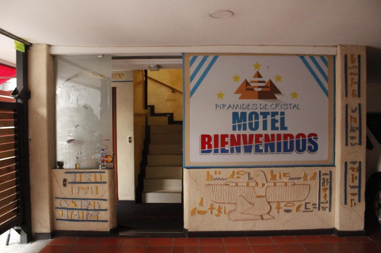 Motel Piramides De Cristal 보고타 외부 사진